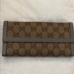 Gucci Brown GG Monogram Trifold Wallet with Taupe Trim